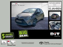 Platinbronze metallic / dach s Gebraucht 2019 Toyota Yaris Hybrid Style Limousine | 13.490 € (Fairer Preis)
