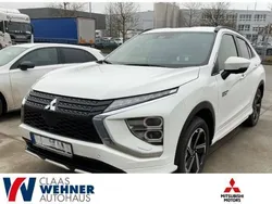 S) (weiss Gebraucht 2022 Mitsubishi Eclipse Cross Plus SUV | 24.900 € (Fairer Preis)