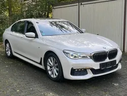 Weiß Gebraucht 2016 BMW 730 M Sport Limousine | 29.999 € (Teuer)