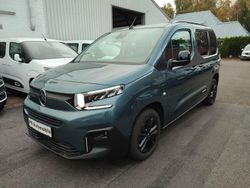 Blau Gebraucht 2024 Citroën Berlingo Van / Kleinbus | 24.999 € (Etwas zu teuer)