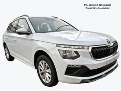 Weiß Gebraucht 2025 Skoda Kamiq Selection SUV | 17.999 € (Superpreis)