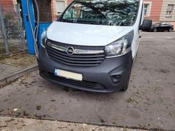 Weiß Gebraucht 2015 Opel Vivaro Van | 7.700 € (Guter Preis)