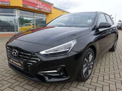 Abyss black / mic Gebraucht 2024 Hyundai i30 GO! Limousine | 20.950 € (Guter Preis)
