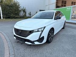 Weiß Gebraucht 2022 Peugeot 308 Allure Kombi | 13.990 € (Guter Preis)