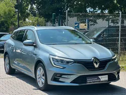 Grau Gebraucht 2022 Renault Mégane IV Zen Limousine | 18.990 € (Guter Preis)