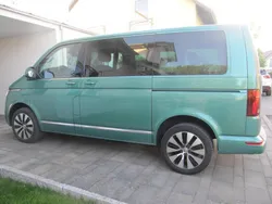 Grün Gebraucht 2021 VW T6.1 Van | 52.800 € (Guter Preis)