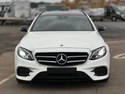 Weiß Gebraucht 2018 Mercedes E220 AMG line Kombi | 16.299 € (Guter Preis)