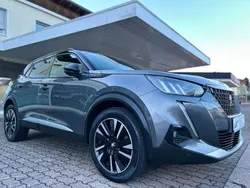 Grau Gebraucht 2021 Peugeot 2008 GT-line SUV | 19.990 € (Teuer)