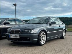 Grau Gebraucht 2001 BMW 325 Coupé | 5.900 € (Fairer Preis)
