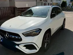 Weiß Gebraucht 2024 Mercedes GLA200 AMG line SUV | 46.000 € (Teuer)