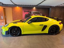 Grün Neu 2025 Porsche Cayman GT4 Coupé | 208.000 €