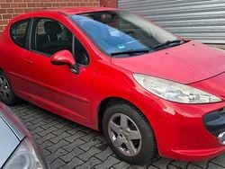 Rot Gebraucht 2007 Peugeot 207 Kleinwagen | 1.200 € (Guter Preis)