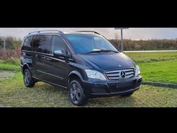 Schwarz Gebraucht 2011 Mercedes Viano Van / Kleinbus | 16.000 €