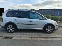 Silber Gebraucht 2009 VW Touran Cross Van / Kleinbus | 5.200 € (Fairer Preis)