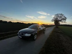 Schwarz Gebraucht 2001 Audi A6 Limousine | 1.800 € (Guter Preis)