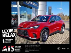 Karminarot metallic Gebraucht 2024 Lexus LBX SUV | 31.990 € (Fairer Preis)