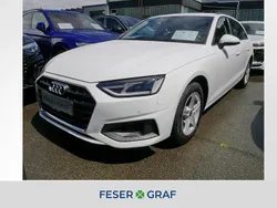 Ibisweiß Gebraucht 2022 Audi A4 Business Kombi | 24.880 € (Guter Preis)