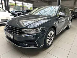 Grau Gebraucht 2020 VW Passat GTE Kombi | 22.890 € (Guter Preis)