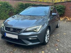 Grau Gebraucht 2017 Seat Leon FR Limousine | 14.000 € (Fairer Preis)