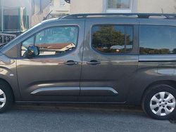 Grau Gebraucht 2023 Opel Combo-e Life Limousine | 23.900 € (Etwas zu teuer)
