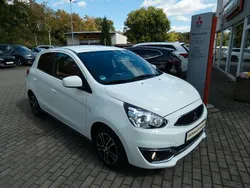 Weiß Gebraucht 2016 Mitsubishi Space Star Edition+ Limousine | 8.490 € (Fairer Preis)