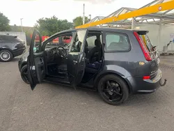 Grau Gebraucht 2010 Ford C-MAX Van / Kleinbus | 1.600 € (Fairer Preis)
