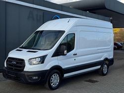 Weiß Gebraucht 2023 Ford Transit Trend Van / Kleinbus | 19.400 €
