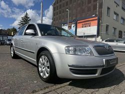 Silber Gebraucht 2007 Skoda Superb Limousine | 2.900 € (Fairer Preis)