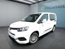 Weiß Gebraucht 2021 Toyota Proace Verso City Kombi | 23.299 € (Fairer Preis)