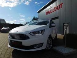 Weiß Gebraucht 2017 Ford Grand C-Max Titanium Van / Kleinbus | 9.999 € (Superpreis)