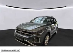 Indiumgrau Gebraucht 2023 VW T-Roc Style SUV | 28.450 € (Fairer Preis)