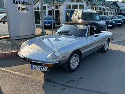 Silber Gebraucht 1978 Alfa Romeo Spider Cabrio | 27.800 €