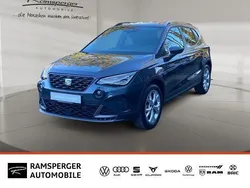 Grau magnetic grau metallic metallic Gebraucht 2024 Seat Arona FR SUV | 21.490 € (Fairer Preis)