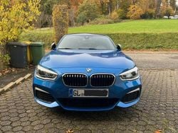 Blau Gebraucht 2016 BMW M140 M Sport Limousine | 32.140 € (Guter Preis)