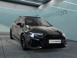 Grün Gebraucht 2023 Audi RS3 Sport Kleinwagen | 64.590 € (Etwas zu teuer)