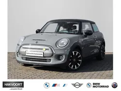 Moonwalk grey () Gebraucht 2021 Mini Cooper SE Kleinwagen | 18.440 € (Etwas zu teuer)