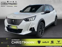 Weiß Gebraucht 2022 Peugeot e-2008 GT SUV | 22.990 € (Etwas zu teuer)
