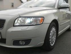 Silber Gebraucht 2011 Volvo V50 Business Edition Kombi | 5.400 € (Teuer)