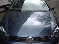 Blau Gebraucht 2010 VW Golf VI Trendline Limousine | 15.400 €