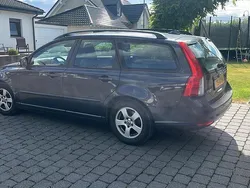 Grau Gebraucht 2010 Volvo V50 Kombi | 3.900 € (Superpreis)