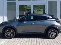 Grau Gebraucht 2024 Nissan Juke N-Connecta SUV | 23.790 € (Etwas zu teuer)