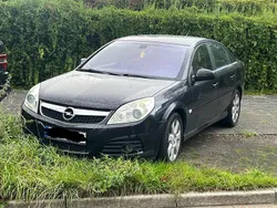 Schwarz Gebraucht 2006 Opel Vectra Limousine | 2.800 €