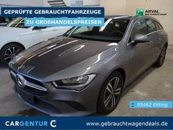 Mountaingrau Gebraucht 2023 Mercedes CLA200 Shooting Brake Kombi | 22.995 € (Superpreis)