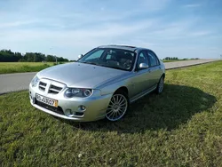 Silber Gebraucht 2006 MG ZT SE Limousine | 13.999 €