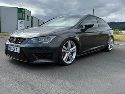 Schwarz Gebraucht 2014 Cupra Leon Coupé | 16.000 € (Teuer)