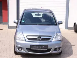 Silber Gebraucht 2006 Opel Meriva Edition Van / Kleinbus | 2.450 € (Fairer Preis)