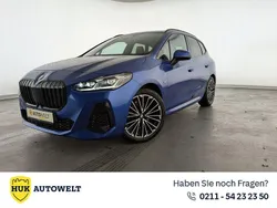 Portimao blau Gebraucht 2022 BMW 218 Active Tourer M Sport Van / Kleinbus | 27.860 € (Etwas zu teuer)