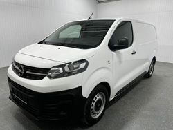 Jadeweiss Gebraucht 2022 Opel Vivaro Van | 14.290 € (Guter Preis)