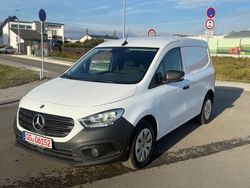 Weiß Gebraucht 2022 Mercedes Citan 112 Van / Kleinbus | 9.999 €
