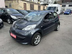 Grau Gebraucht 2008 Peugeot 107 Filou Kleinwagen | 1.899 € (Fairer Preis)